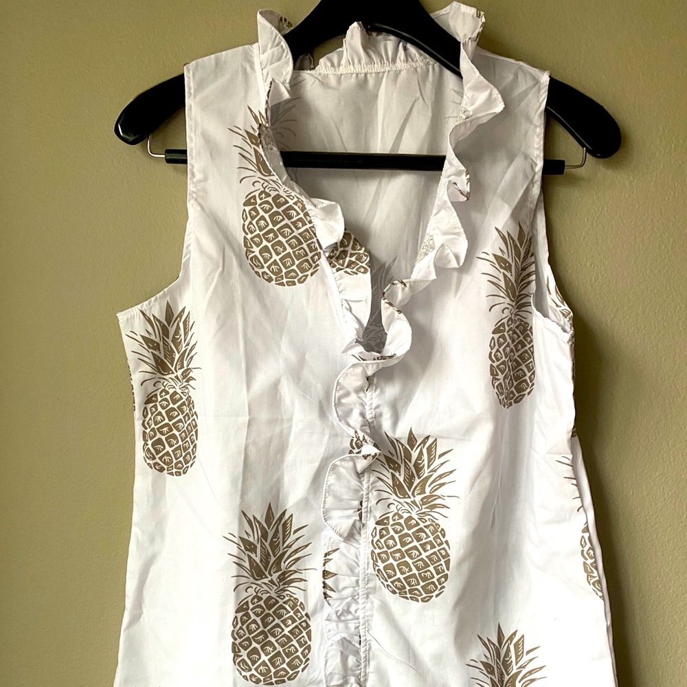 Pineapple print top